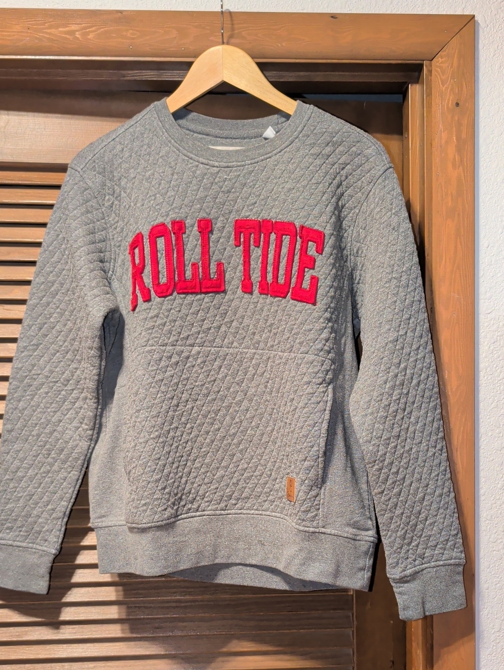 Pressbox Gray Quilted Sweatshirt with Red 'ROLL TIDE' Applique